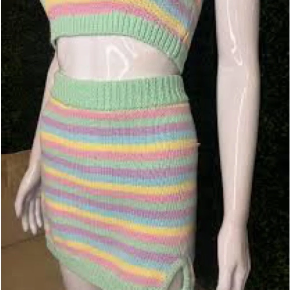 Show Me Your MuMu Striped 3 piece- Pastel Hues - Picture 2 of 12